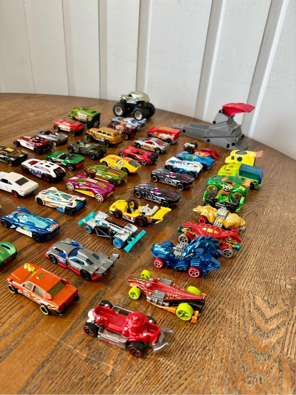 Mixed Hot Wheels Kids Toy Car Lot - Assorted Colors
